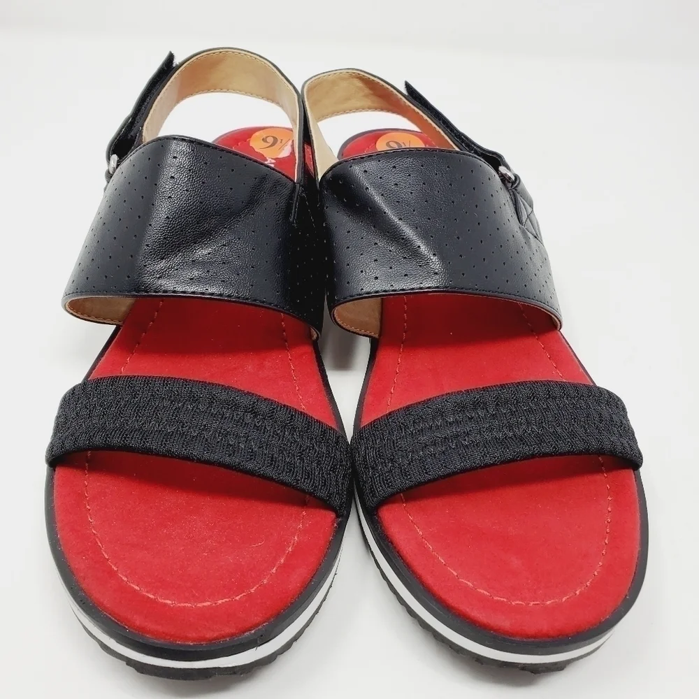 Adrienne Vittadini Piera Sport Open Toe Sandals